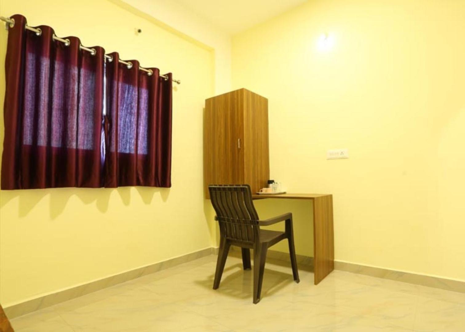 Shrinidhi Residency Pune Hotel Buitenkant foto